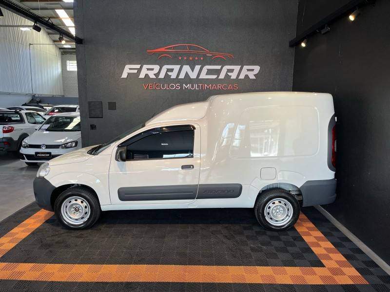 FIAT - FIORINO - 2020/2021 - Branca - R$ 83.900,00