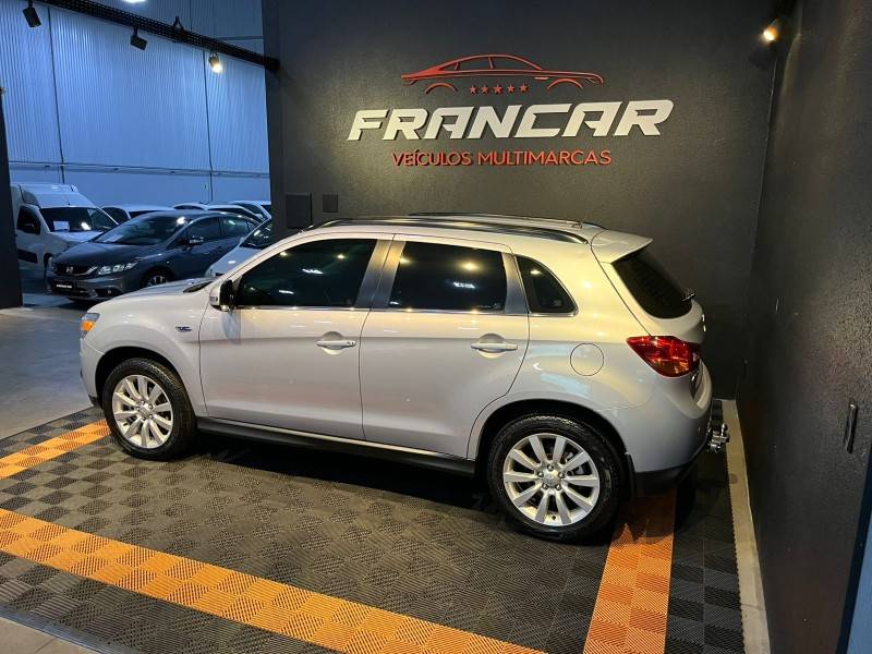 MITSUBISHI - ASX - 2013/2014 - Prata - R$ 76.900,00