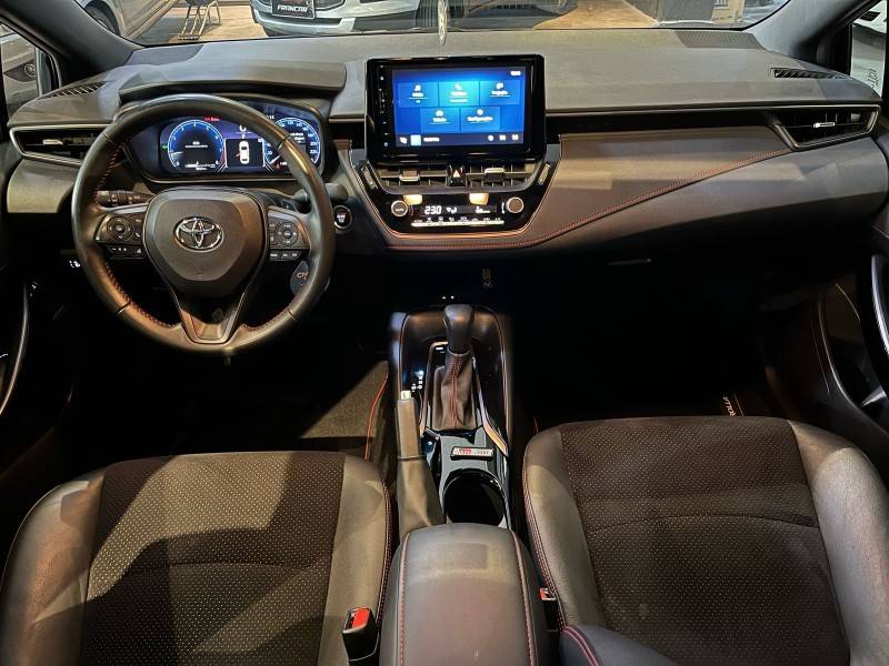 TOYOTA - COROLLA - 2024/2024 - Preta - R$ 173.900,00
