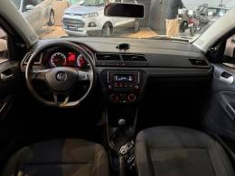 VOLKSWAGEN - VOYAGE - 2017/2017 - Branca - R$ 49.900,00