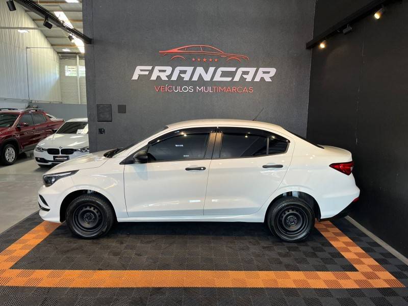FIAT - CRONOS - 2023/2023 - Branca - R$ 64.900,00