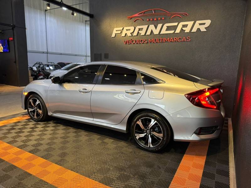 HONDA - CIVIC - 2017/2017 - Prata - R$ 109.900,00