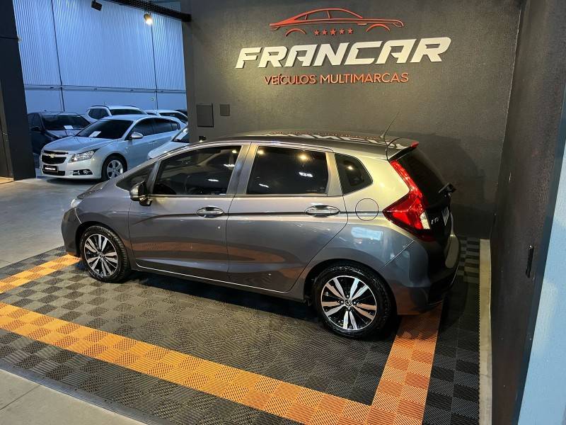 HONDA - FIT - 2019/2020 - Cinza - R$ 87.900,00