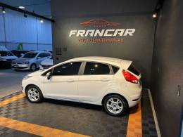 FORD - FIESTA - 2014/2015 - Branca - R$ 49.900,00