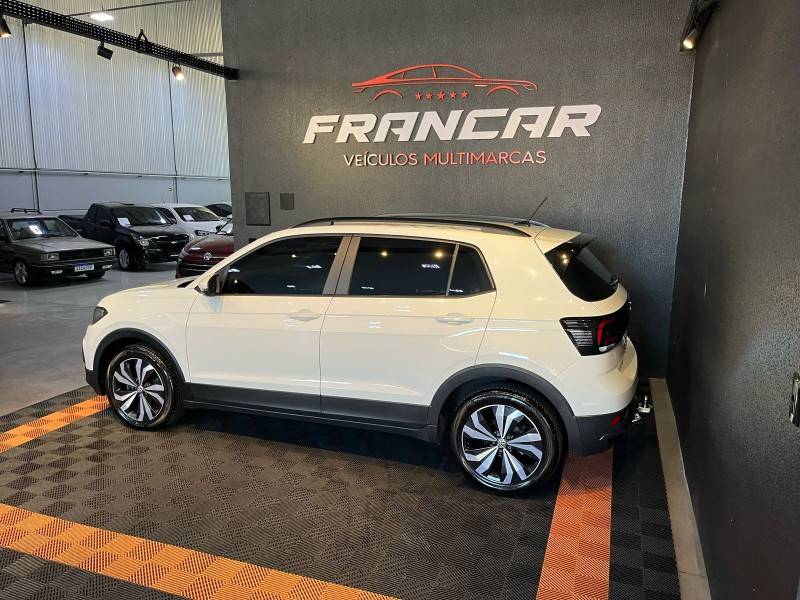 VOLKSWAGEN - T-CROSS - 2021/2021 - Branca - R$ 105.900,00