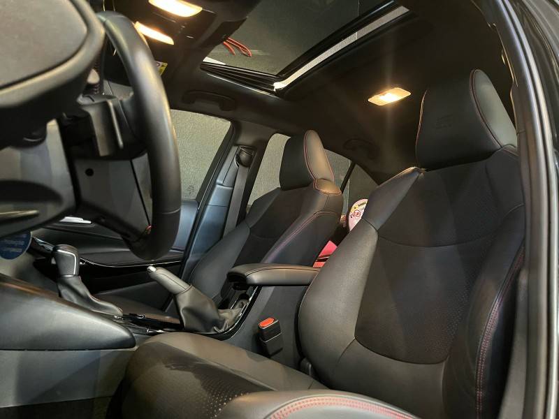 TOYOTA - COROLLA - 2024/2024 - Preta - R$ 173.900,00