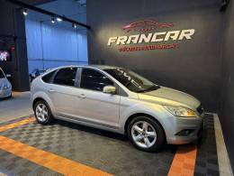 FORD - FOCUS - 2011/2012 - Prata - R$ 45.900,00