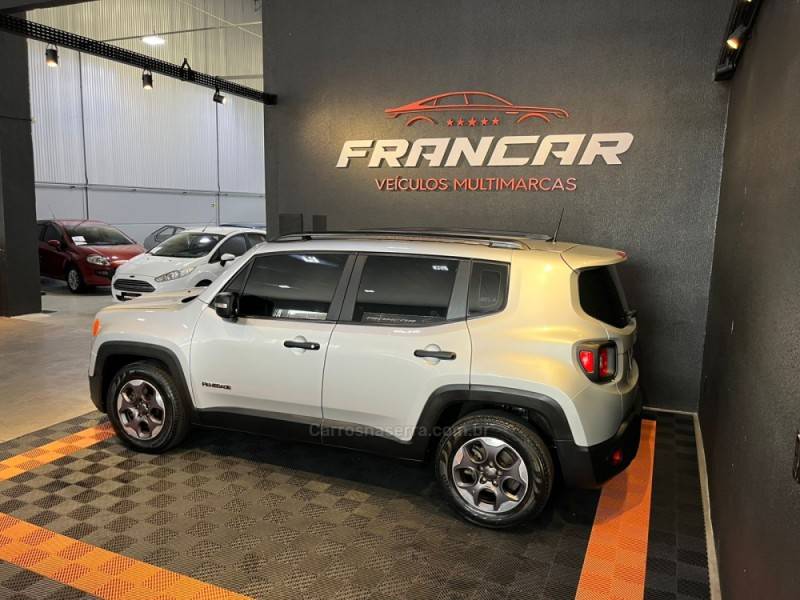 JEEP - RENEGADE - 2015/2016 - Prata - R$ 71.900,00