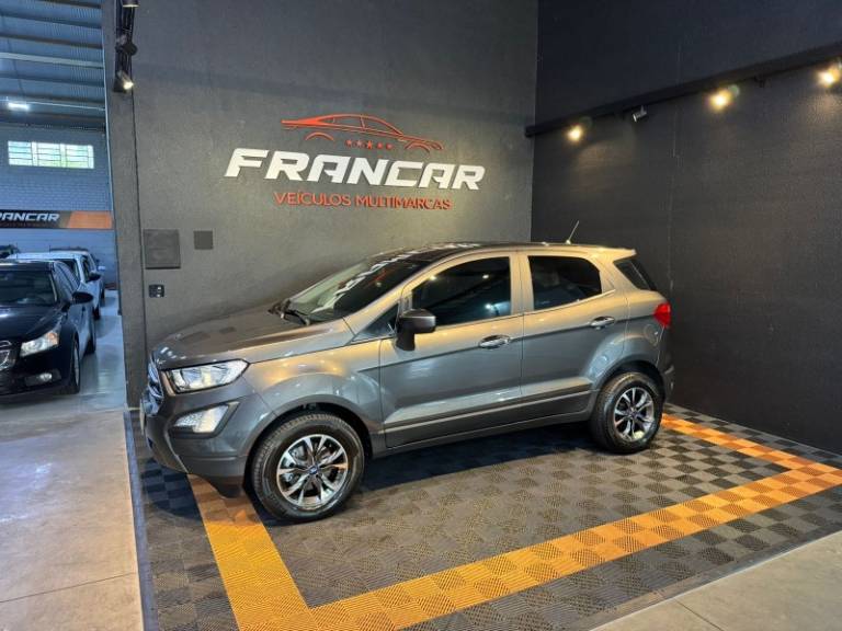 FORD - ECOSPORT - 2020/2021 - Cinza - R$ 80.900,00