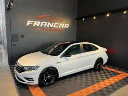 VOLKSWAGEN - JETTA - 2018/2018 - Branca - R$ 119.900,00