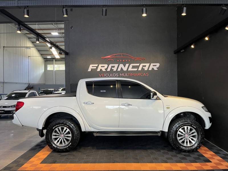 MITSUBISHI - L200 TRITON - 2012/2012 - Branca - R$ 129.900,00