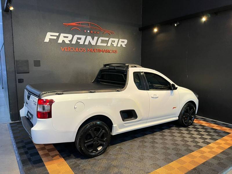 CHEVROLET - MONTANA - 2014/2014 - Branca - R$ 49.900,00