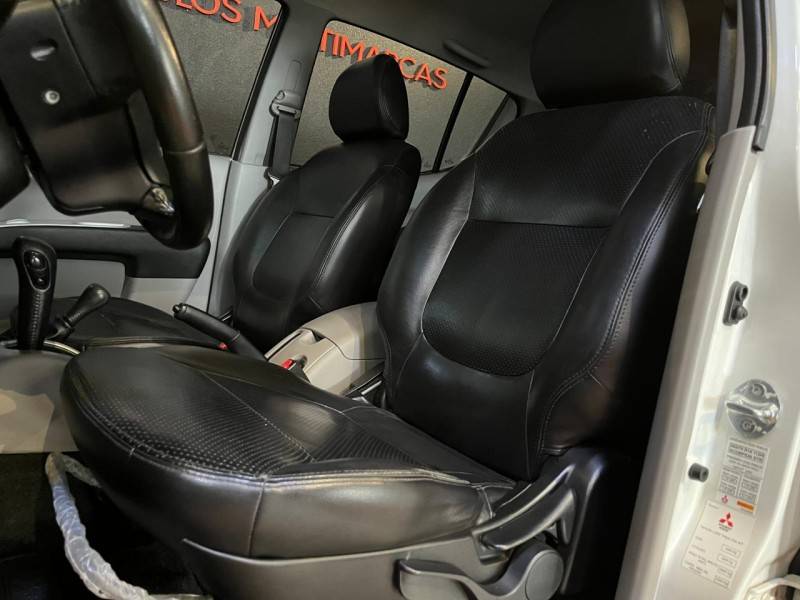 MITSUBISHI - L200 TRITON - 2012/2012 - Branca - R$ 129.900,00