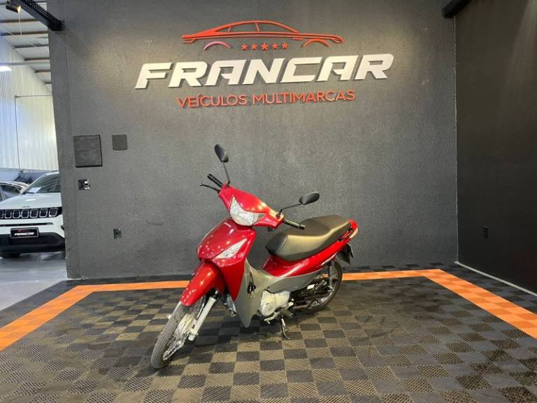 HONDA - BIZ 125 - 2006/2006 - Vermelha - R$ 8.900,00