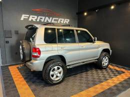 MITSUBISHI - PAJERO TR4 - 2005/2005 - Prata - R$ 43.900,00