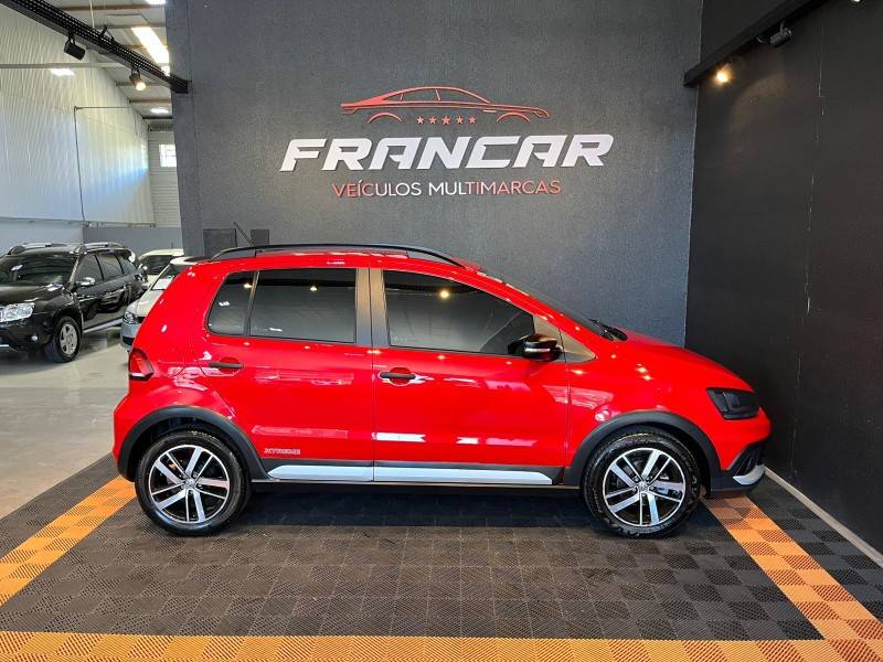 VOLKSWAGEN - FOX - 2019/2019 - Vermelha - R$ 67.900,00