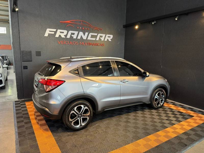 HONDA - HR-V - 2015/2016 - Cinza - R$ 92.900,00