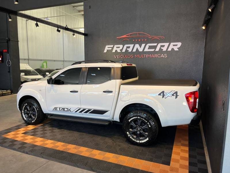 NISSAN - FRONTIER - 2021/2022 - Branca - R$ 158.900,00