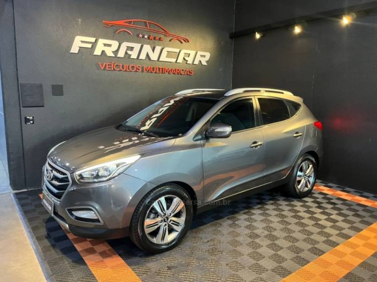 HYUNDAI - IX35 - 2016/2017 - Cinza - R$ 89.900,00