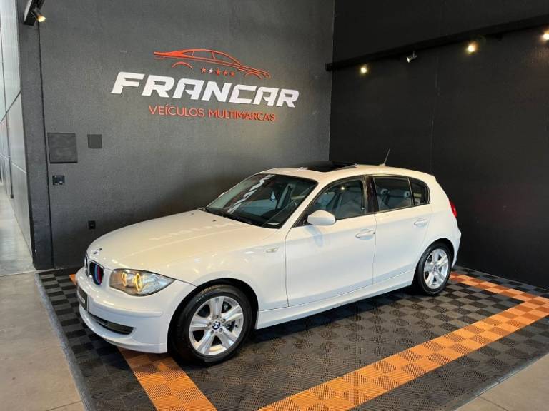 BMW - 120I - 2008/2009 - Branca - R$ 62.900,00