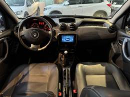 RENAULT - DUSTER - 2011/2012 - Preta - R$ 53.900,00