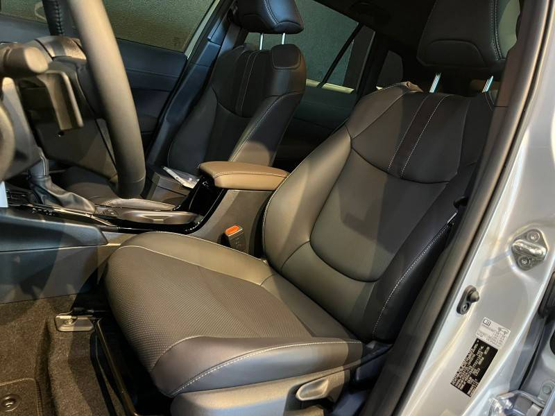 TOYOTA - COROLLA - 2025/2026 - Prata - R$ 188.000,00