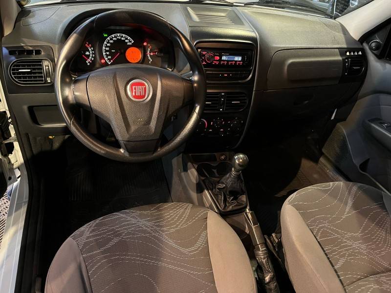 FIAT - STRADA - 2013/2014 - Branca - R$ 48.900,00