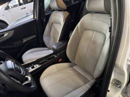 FIAT - FASTBACK - 2023/2024 - Branca - R$ 127.900,00