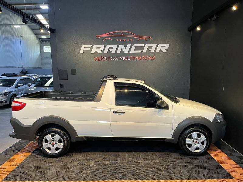 FIAT - STRADA - 2013/2014 - Branca - R$ 48.900,00