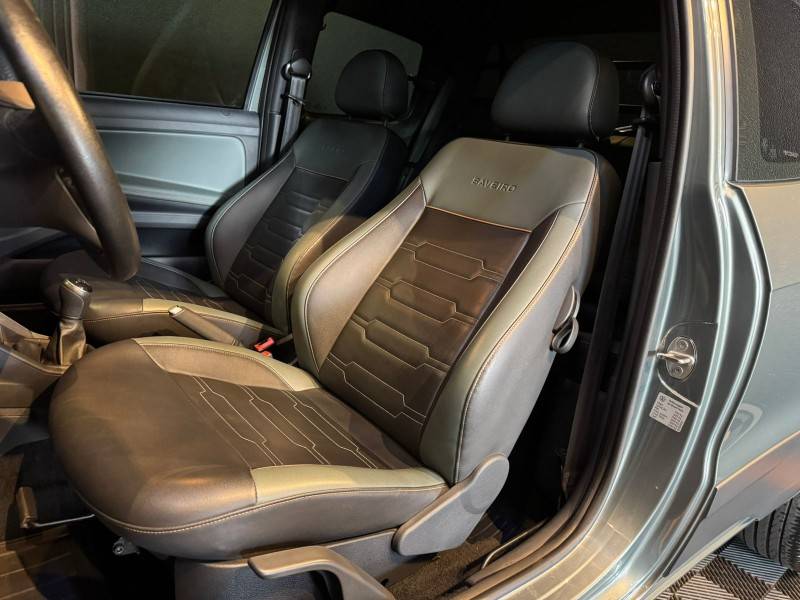 VOLKSWAGEN - SAVEIRO - 2024/2024 - Cinza - R$ 108.900,00