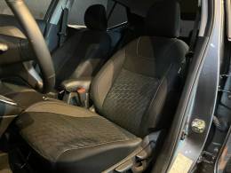 NISSAN - KICKS - 2022/2023 - Cinza - R$ 109.900,00