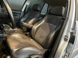 VOLKSWAGEN - GOLF - 2009/2010 - Prata - R$ 56.900,00