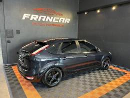 FORD - FOCUS - 2012/2013 - Preta - R$ 44.900,00