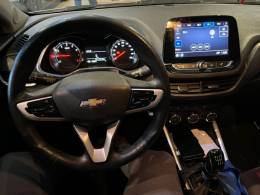 CHEVROLET - ONIX - 2022/2023 - Branca - R$ 63.900,00
