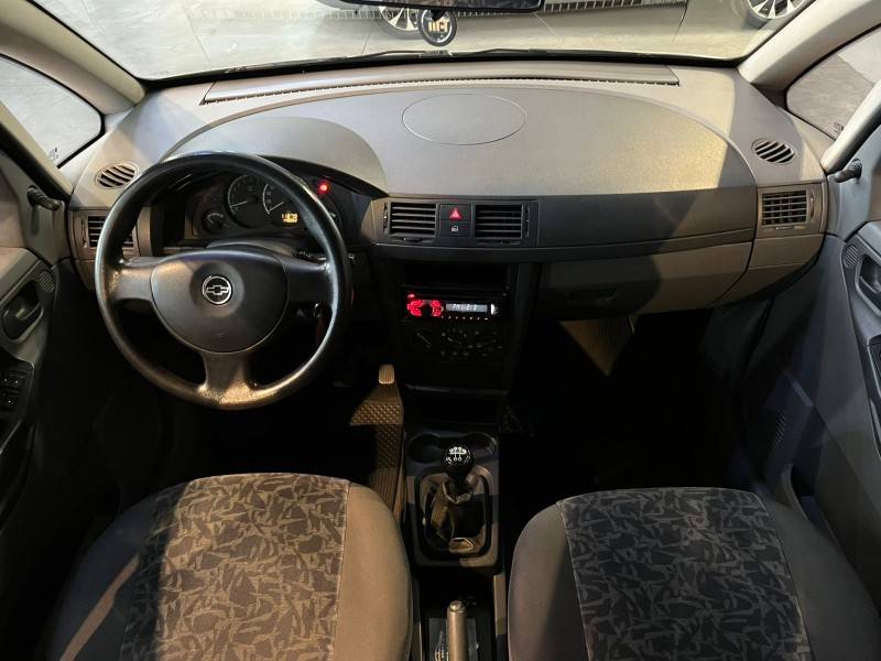 CHEVROLET - MERIVA - 2003/2003 - Prata - R$ 24.900,00