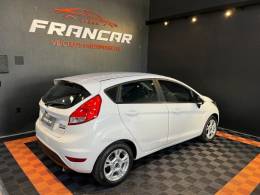 FORD - FIESTA - 2017/2017 - Branca - R$ 61.900,00