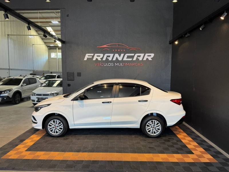 FIAT - CRONOS - 2023/2023 - Branca - R$ 64.900,00