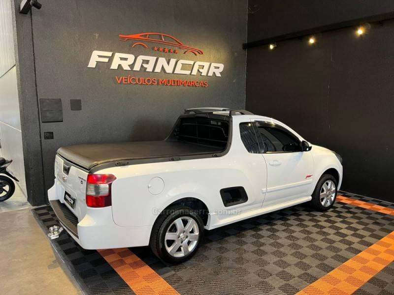 CHEVROLET - MONTANA - 2011/2012 - Branca - R$ 46.900,00